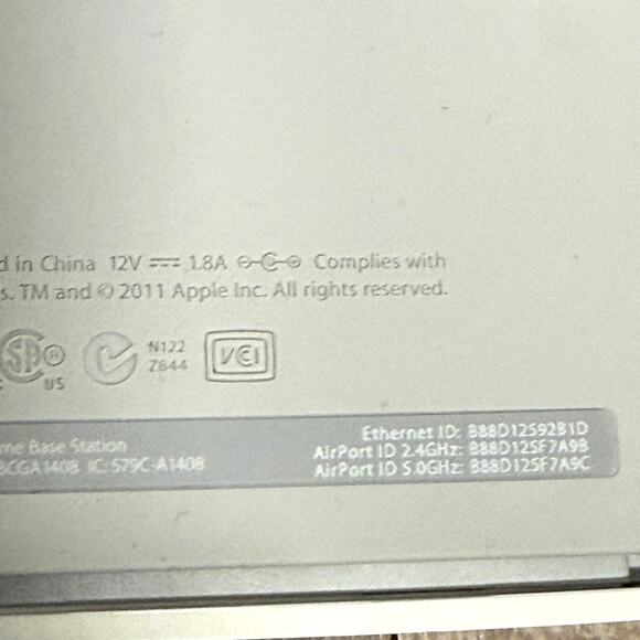Apple Air Port Extreme Base Station 802 Wifi A1408 - OEM Power Cord & Ethernet - Picture 10 of 10